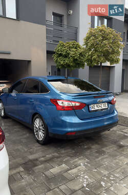 Седан Ford Focus 2013 в 
