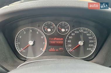 Хэтчбек Ford Focus 2007 в 