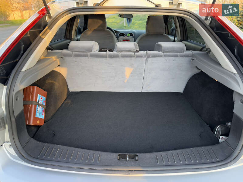 Хэтчбек Ford Focus 2008 в Виннице
