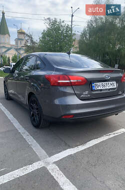 Седан Ford Focus 2016 в 