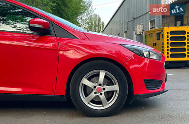 Седан Ford Focus 2016 в 