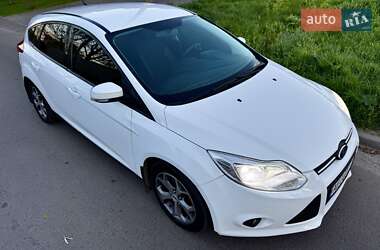 Хетчбек Ford Focus 2014 в 