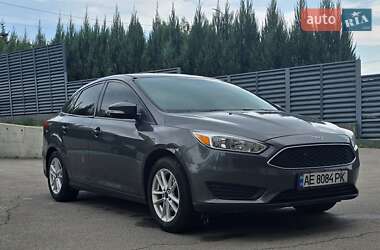 Седан Ford Focus 2015 в 