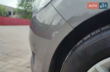 Хэтчбек Ford Focus 2015 в 
