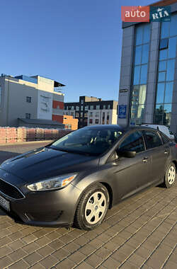 Седан Ford Focus 2016 в 