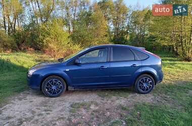 Хэтчбек Ford Focus 2007 в 