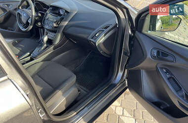Седан Ford Focus 2017 в 