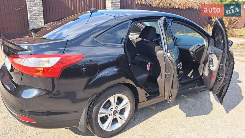 Седан Ford Focus 2014 в Киеве