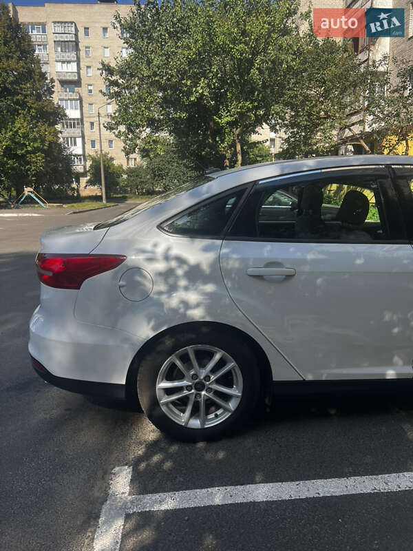 Седан Ford Focus 2017 в Луцке фото 6 Седан Ford Focus 2017 в Луцке