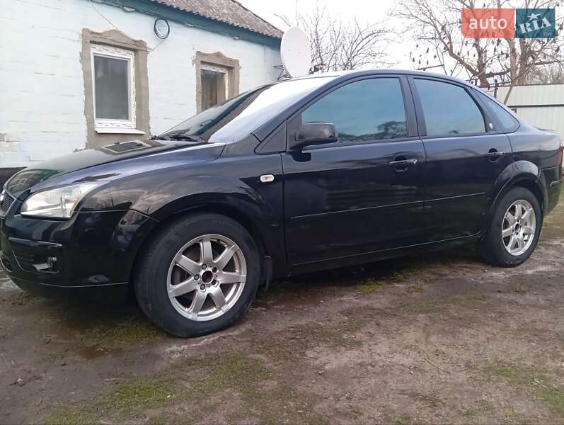 Седан Ford Focus 2006 в Краснограде