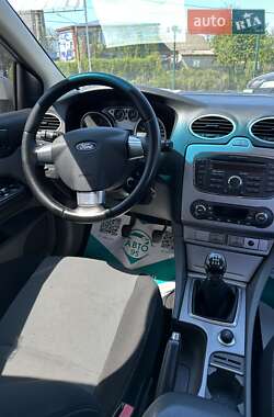 Универсал Ford Focus 2010 в 