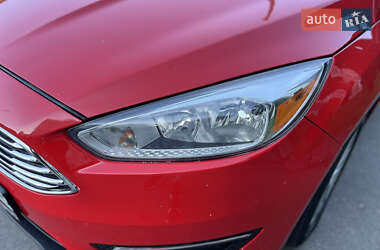 Хэтчбек Ford Focus 2017 в 