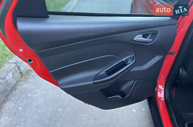 Хэтчбек Ford Focus 2017 в 
