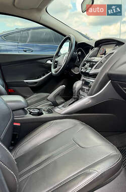 Седан Ford Focus 2014 в 