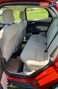 Седан Ford Focus 2018 в 