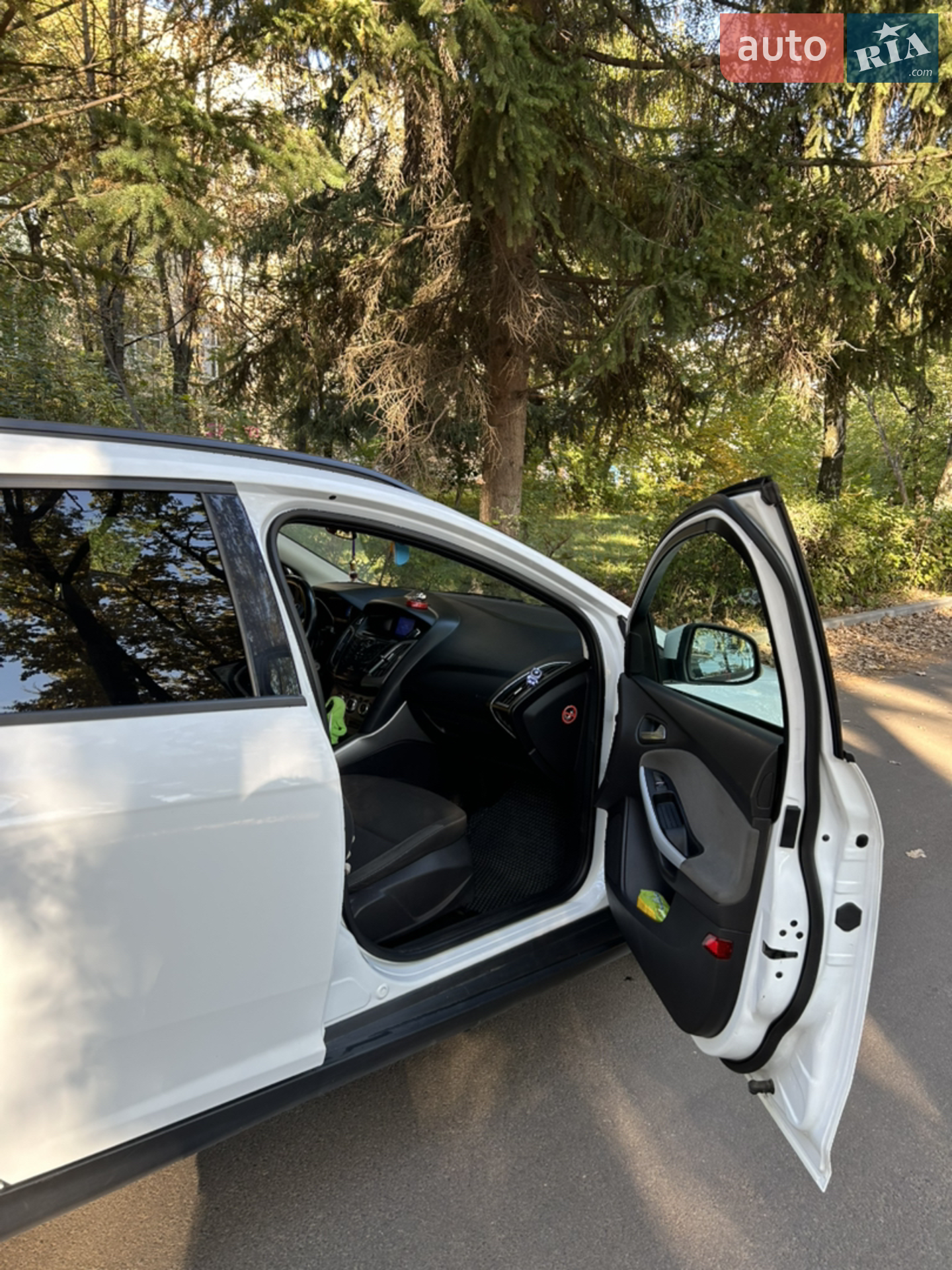 2012 Ford Focus - мініатюра 9