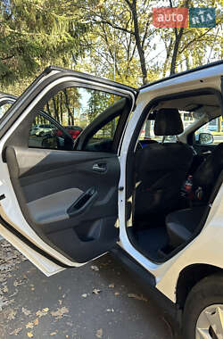 Универсал Ford Focus 2012 в 
