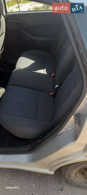 Хетчбек Ford Focus 2004 в Охтирці