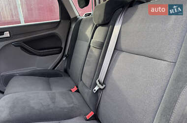 Универсал Ford Focus 2010 в 