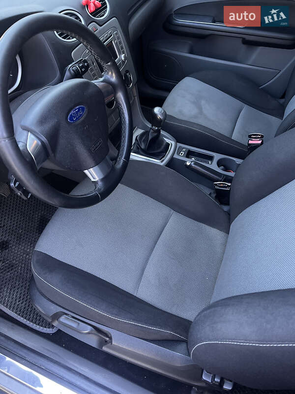 Хэтчбек Ford Focus 2011 в Одессе