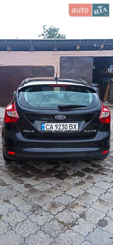 Хэтчбек Ford Focus 2013 в Умани