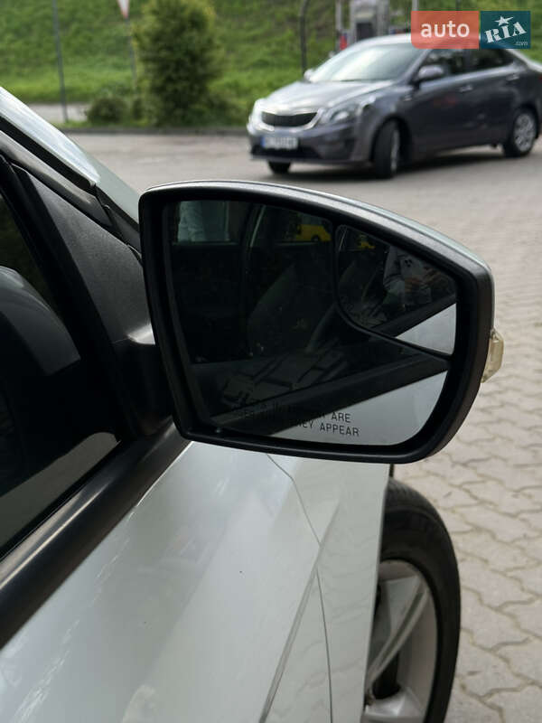 Седан Ford Focus 2014 в Каменке-Бугской