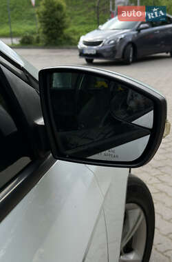 Седан Ford Focus 2014 в 