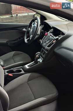 Седан Ford Focus 2014 в 