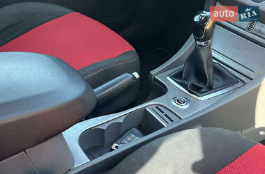 Хэтчбек Ford Focus 2009 в 