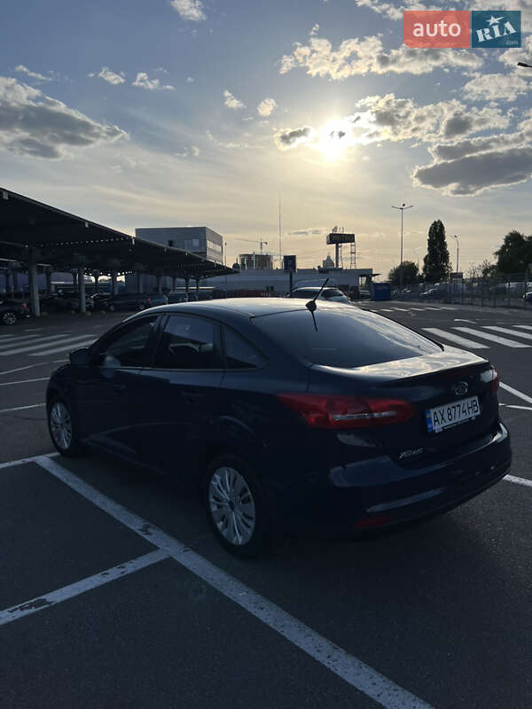 Седан Ford Focus 2018 в Киеве