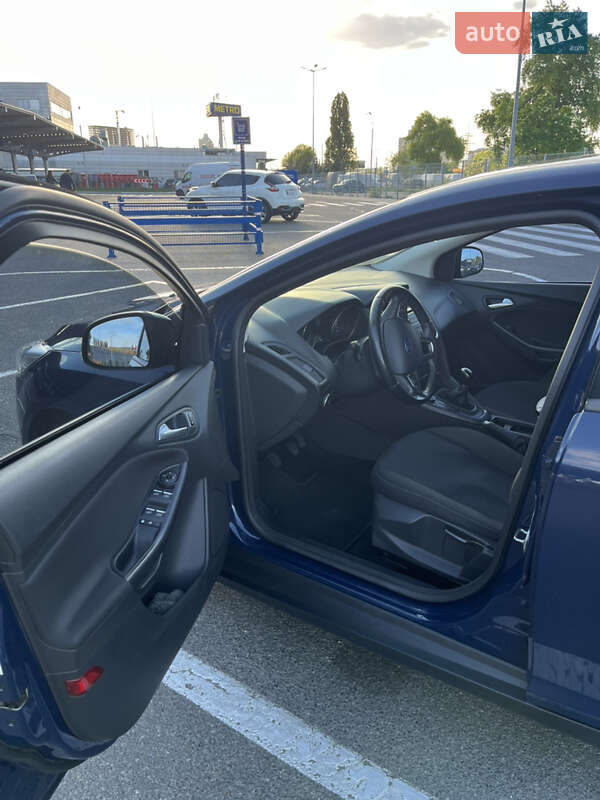 Седан Ford Focus 2018 в Киеве