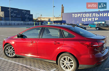 Седан Ford Focus 2016 в 