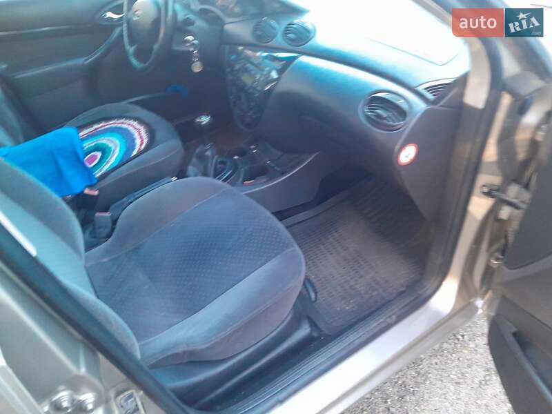 Седан Ford Focus 2003 в Вышгороде