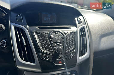 Универсал Ford Focus 2012 в 