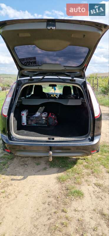 Универсал Ford Focus 2009 в Песчанке