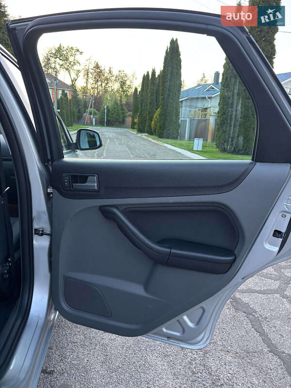 Хетчбек Ford Focus 2009 в Києві