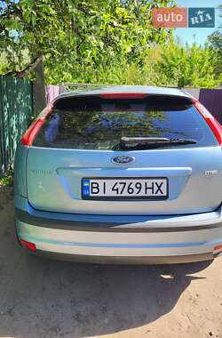 Хэтчбек Ford Focus 2005 в 