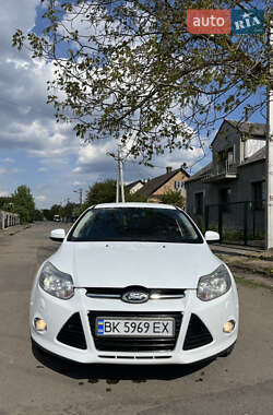 Універсал Ford Focus 2011 в 