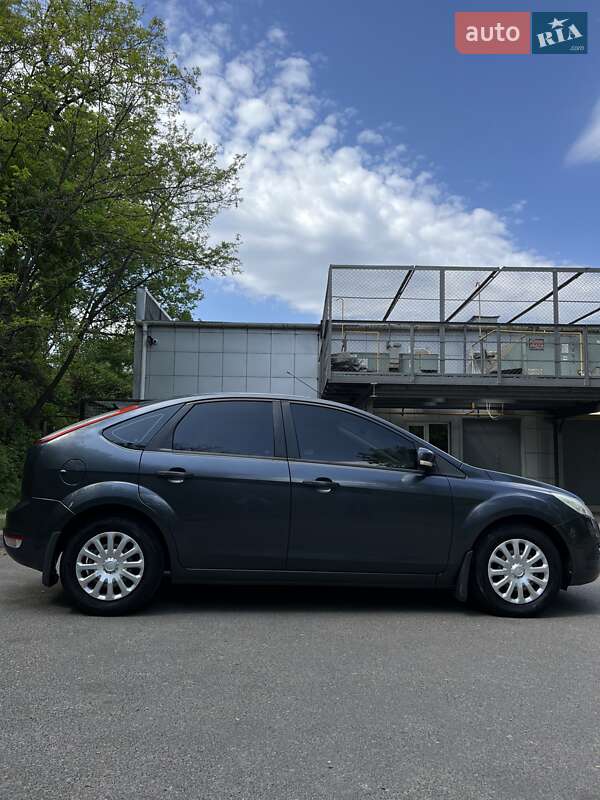 Хэтчбек Ford Focus 2008 в Черкассах