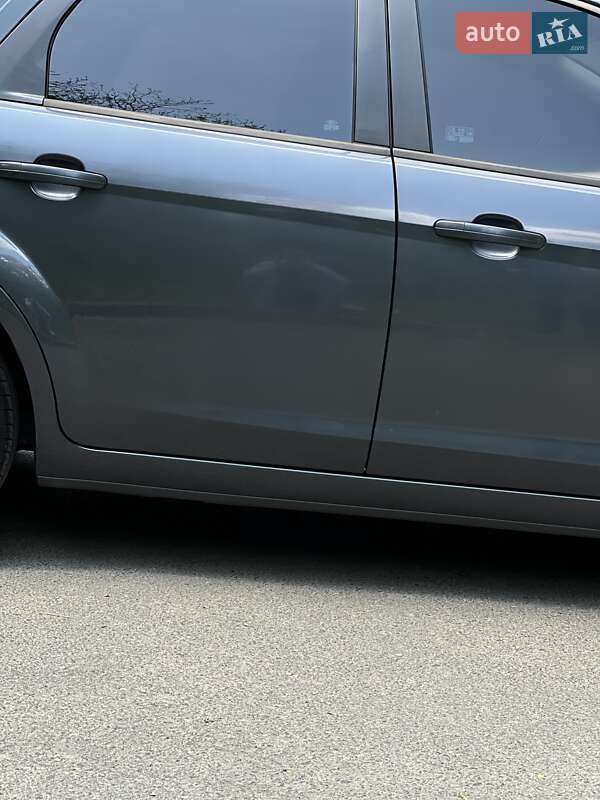 Хэтчбек Ford Focus 2008 в Черкассах