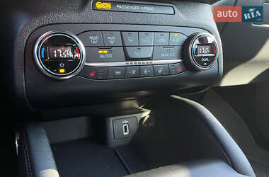 Хетчбек Ford Focus 2021 в 