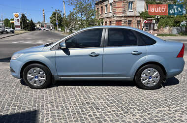 Седан Ford Focus 2010 в 
