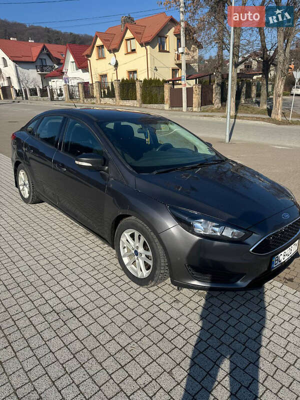 Седан Ford Focus 2015 в Львове