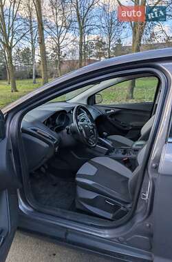 Седан Ford Focus 2013 в 