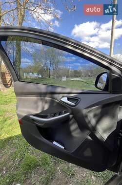 Универсал Ford Focus 2011 в 