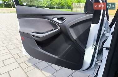Универсал Ford Focus 2011 в 