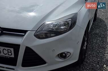 Седан Ford Focus 2011 в 