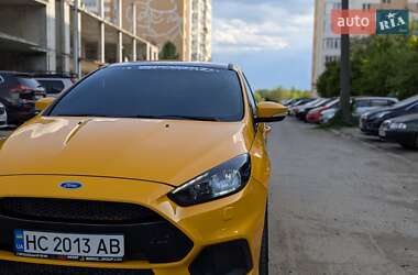 Хэтчбек Ford Focus 2013 в 