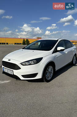Седан Ford Focus 2016 в 