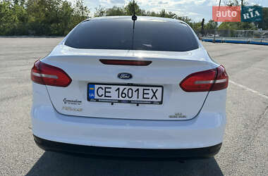Седан Ford Focus 2016 в 